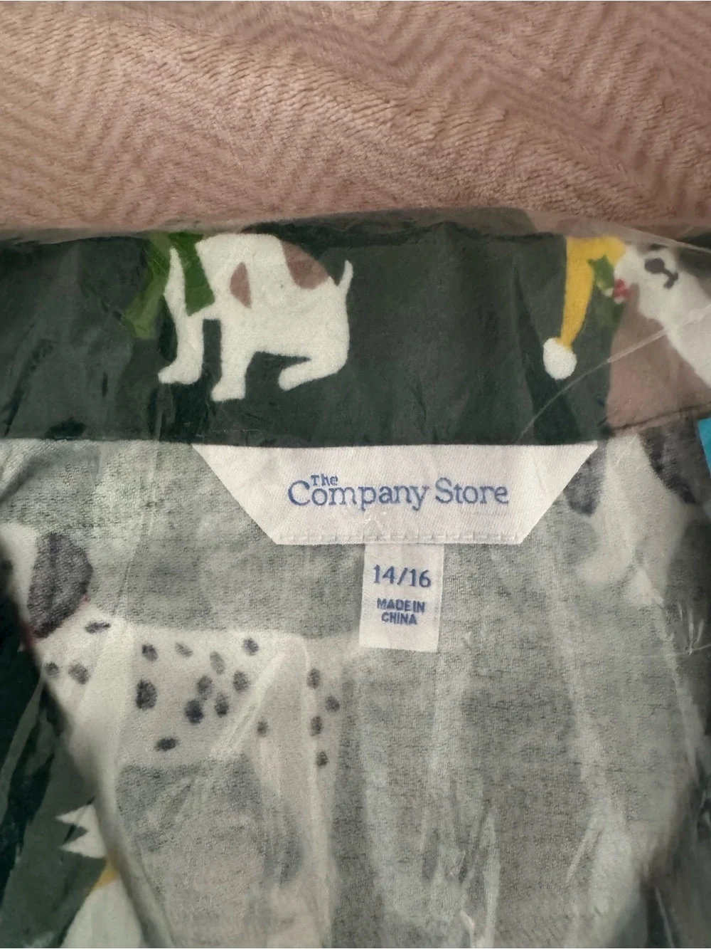 NWT The Company Store Kids Dark Green Holiday Dog Pajama Set - size 14/16